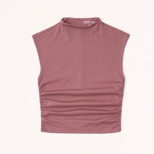 NWT Abercrombie and Fitch Paloma Top Medium in Red